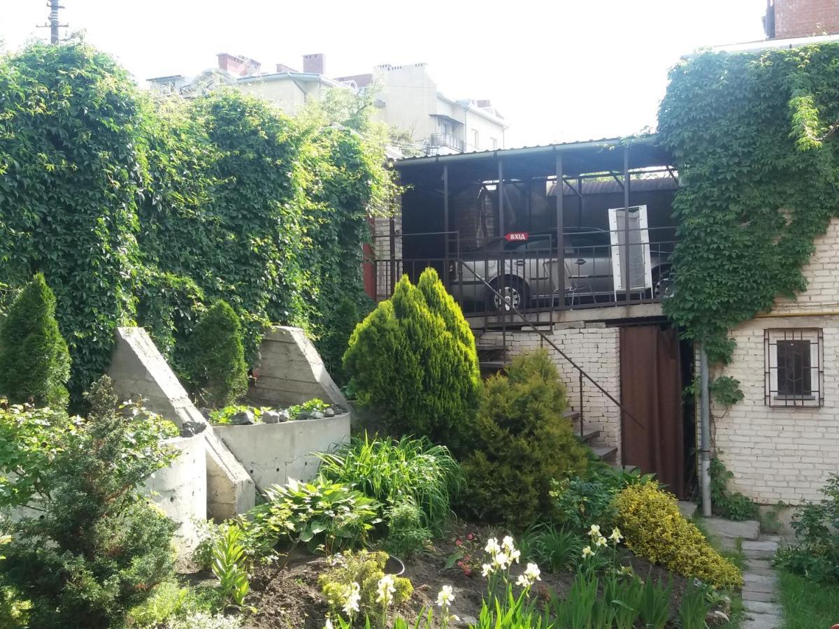 "Arttrakt" Lviv Exterior foto